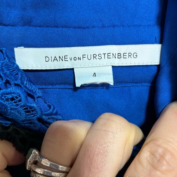 DVF Blue Viera Lace Sleeveless Shift Midi Dress V Neck 4 - Picture 11 of 11